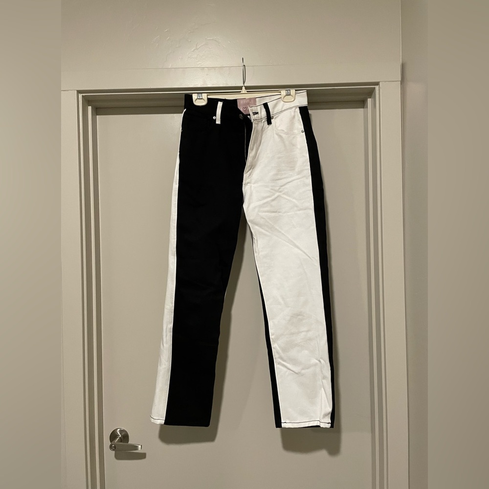 Revice cropped straight leg split color pants - size 6